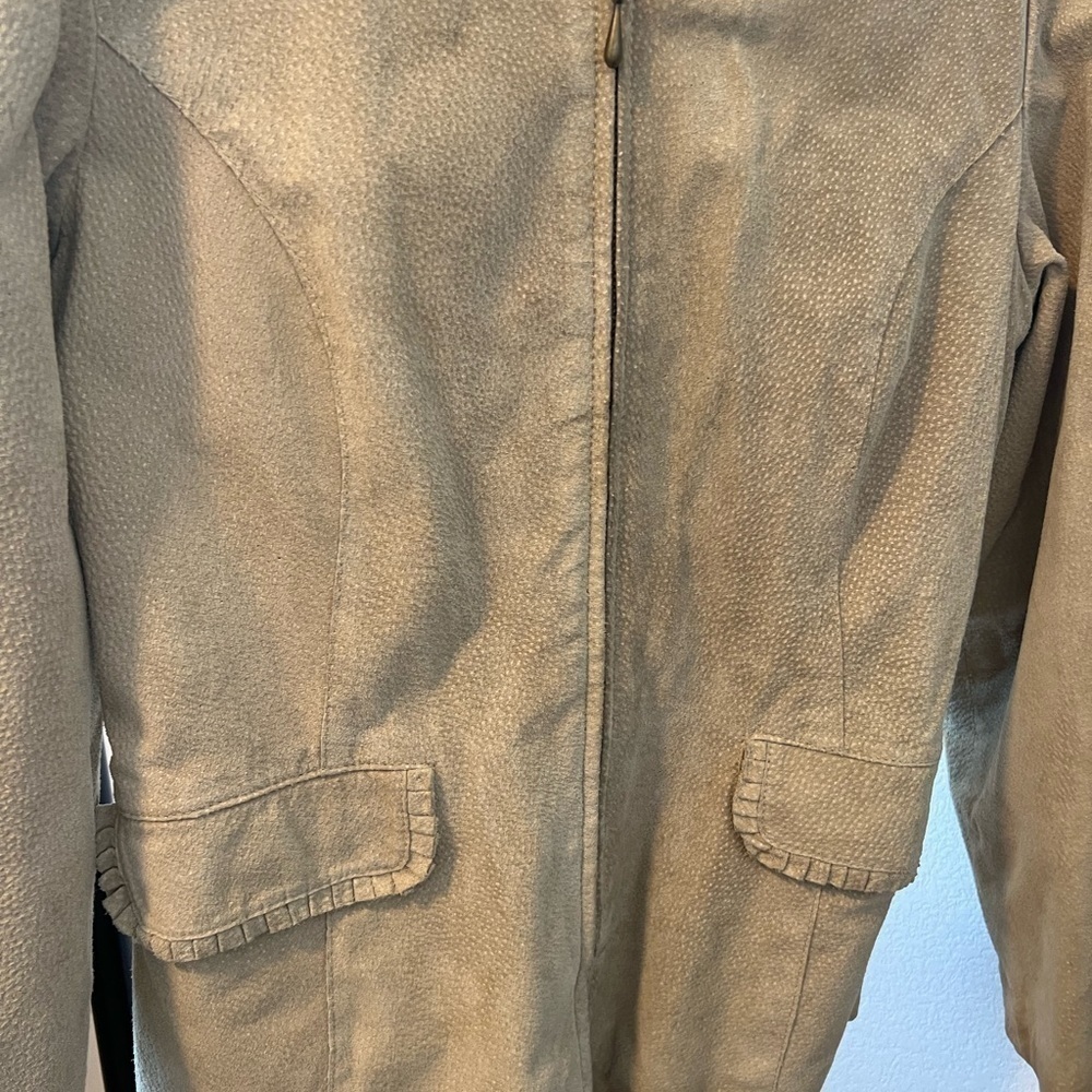 aria Women’s Beige Genuine Leather Jacket Size Medium - Picture 3 of 8
